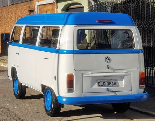 Volkswagen Kombi 2011 1.4 Standard Total Flex 3p