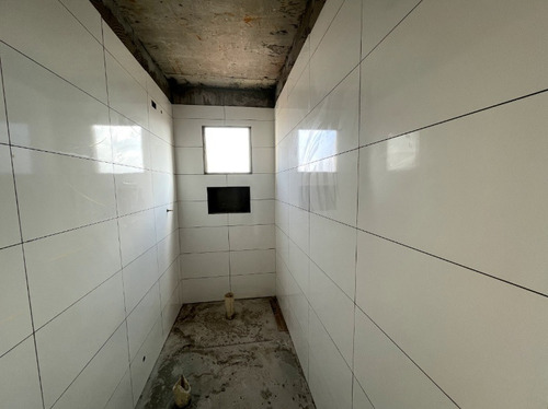 Imagem 12 de 13 de Apto 2 Dorms - Prédio Frente Mar- Entrada 52 Mil - Amf74