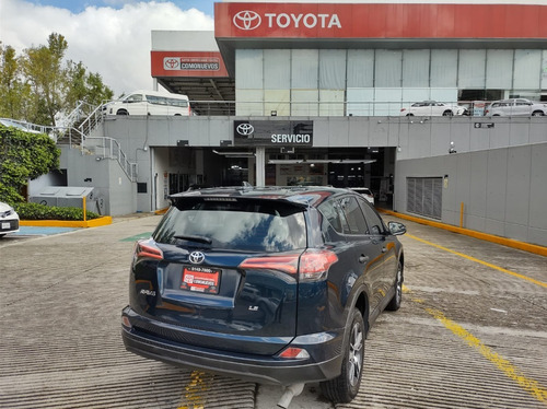 Imagen 4 de 14 de Toyota Rav4 Le Modelo 2018 Azul