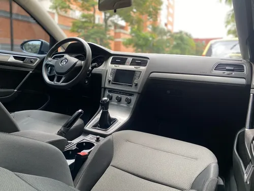 Volkswagen Golf 1.6 Comfortline
