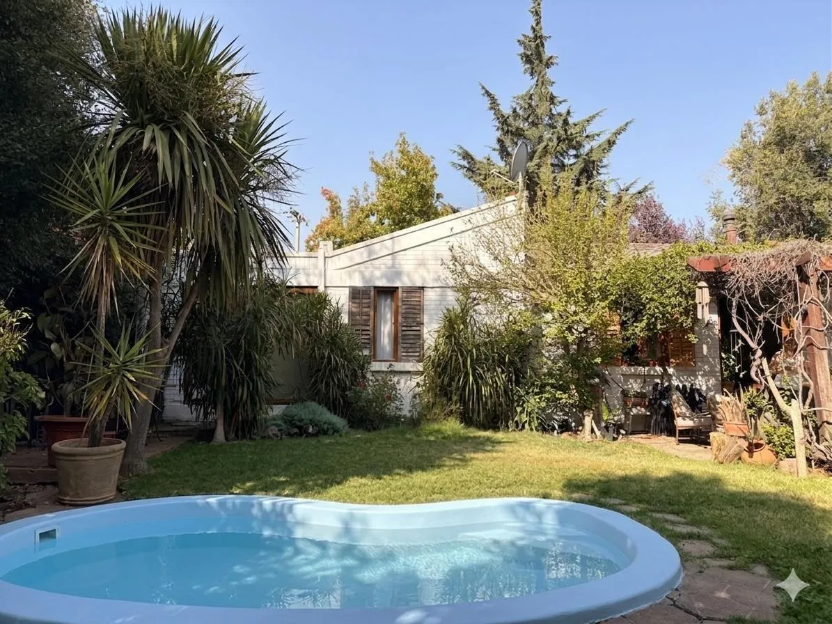 Imagen 1 de 16 de Oportunidad En La Dehesa: Casa Con Amplio Jardín
