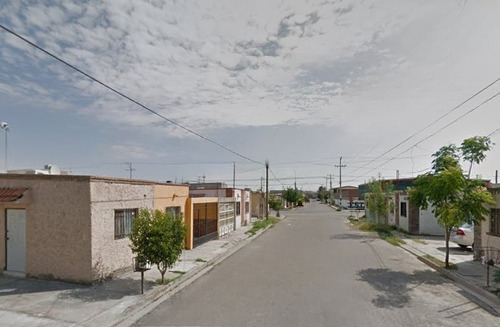Casa Con Excelente Ubicación Arf