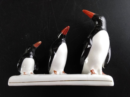 Antiga Escultura Bibelo De Familia De Pinguins 10921 Rrdeco