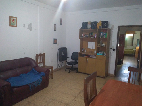 Venta Ph Con Dos Deptos + Patio - Williams Morris