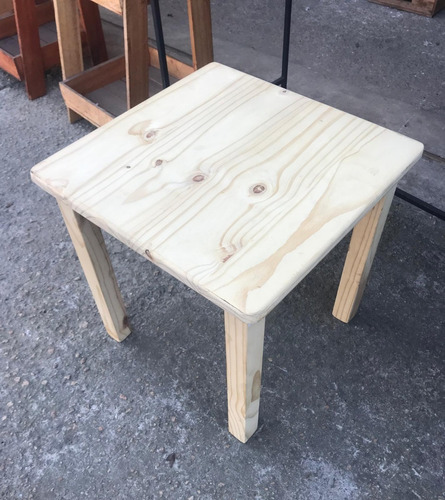 Mesa Cuadrada De Madera Para Niño