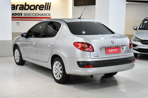 Peugeot 207 1.6 Sedan Xt Premium