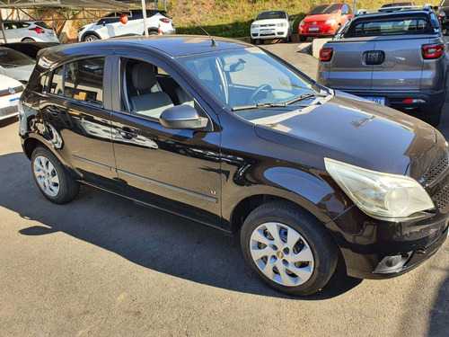 Imagem 4 de 10 de Chevrolet Agile 1.4 Mpfi Lt 8v Flex 4p Manual 2011
