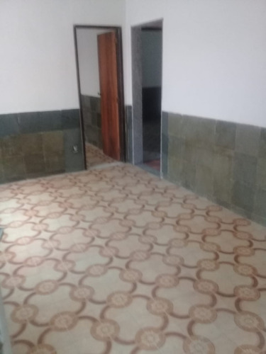 Imagem 1 de 15 de Apartamento Com 2 Quartos Grande Área À Venda, 60 M² - Cascadura - Aea2142
