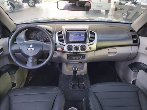 Imagem 4 de 14 de Mitsubishi L200 Triton 3.2 Glx 4x4 Cd 16v Turbo Intercoler