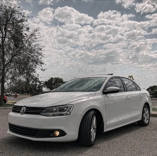 Volkswagen Vento 2.5 Luxury 170cv