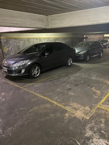 Imagen 2 de 10 de Cochera En Venta En Almagro