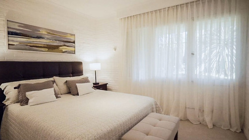 Imagen 9 de 26 de Casa En Venta De 6 Dormitorios En Playa Mansa (ref: Lij-2098)