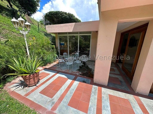 Simón González Casa En Venta Chuao Mls #24-9174 Sg