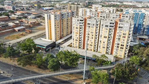 Local En Arriendo En Brisas De Los Álamos. Cod A1023092