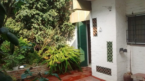 Morón Centro-dueño-casa Y Local Comercial - Para Reciclar