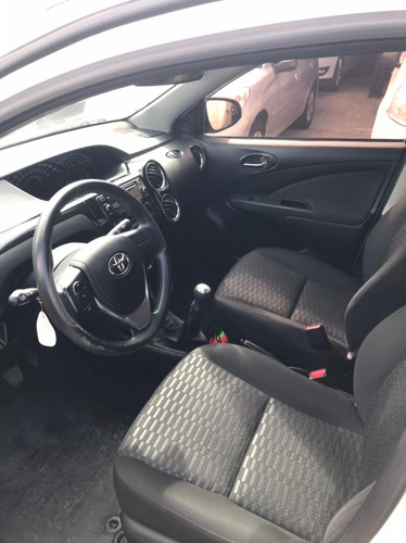 Toyota Etios Xs 4p 2016 Excelente Estado!!