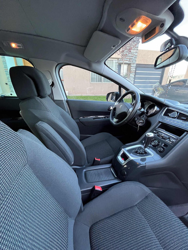 Imagen 11 de 13 de Peugeot 5008 2017 1.6 Feline B/techo Tiptronic