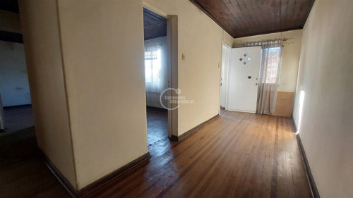 Casa En Venta De 4 Dormitorios. En Llolleo, San Antonio