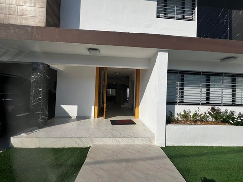 Apartamento En Venta Altos De Arroyo Hondo Santo Domingo