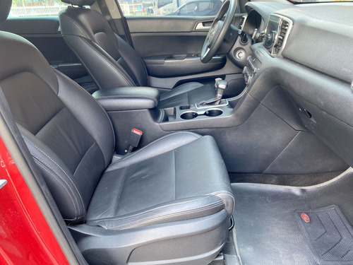 Imagen 23 de 25 de Kia Sportage 2019