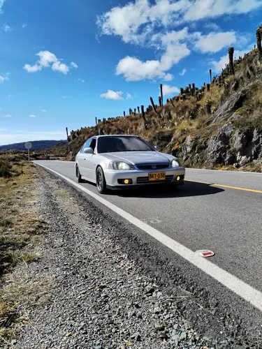 Honda Civic 1.6 Vti