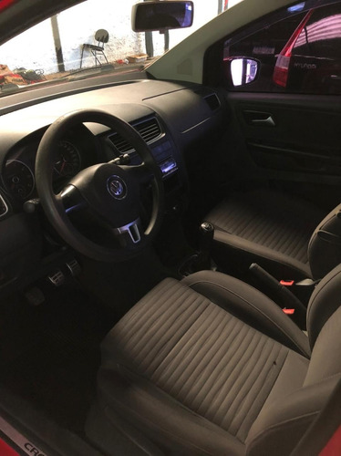 Imagem 10 de 14 de Volkswagen Crossfox 1.6 Vermelho 2011