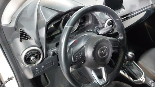 Mazda Mazda 2 1.5 I TOURING SEDAN AUTO