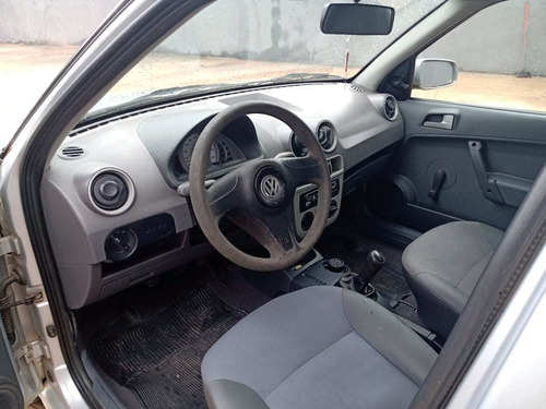 Imagem 10 de 11 de Volkswagen Gol G4 1.0 8v Flex