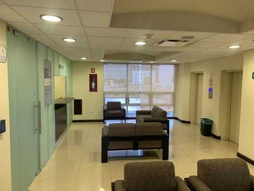 St Renta De Locales Consultorios En Los Doctores
