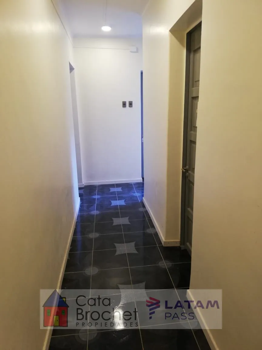 Imagen 2 de 22 de Casa En Venta En Santiago