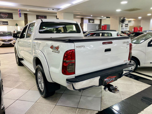 Toyota Hilux 2.5 Cab. Dupla 4x4 4p
