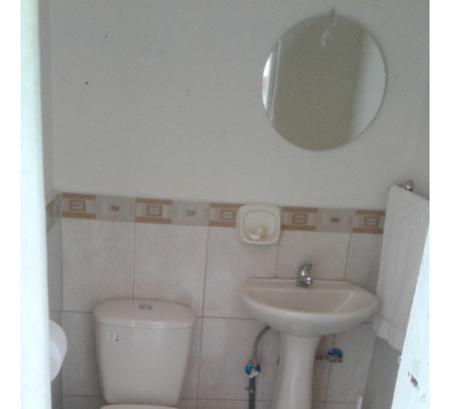 Casa De Venta En La Calle Reina Victoria Y Santa Maria - Quito
