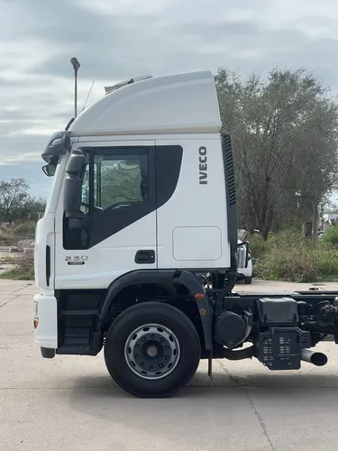 Iveco Cursor 330 6x2 (precio Anticipo + Financiación)