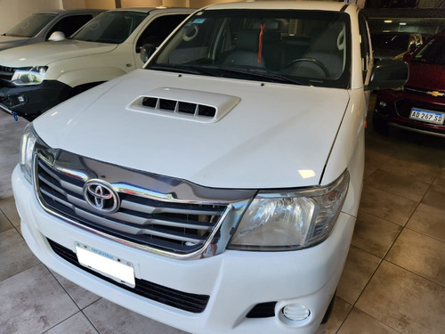 Imagen 1 de 6 de Toyota Hilux Dx Pack 2.5 Turbo