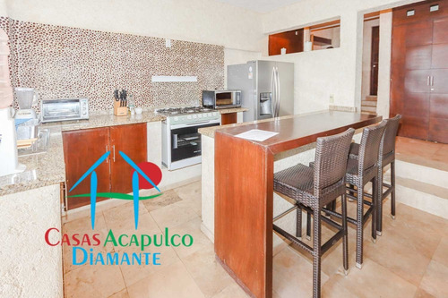 Imagen 6 de 14 de Cad Las Gaviotas 14. Terraza Con Alberca Y Vista A La Bahía
