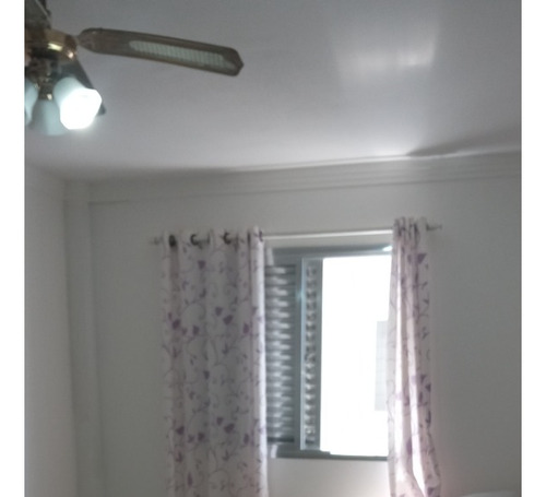Apartamento De 1 Dormitório. Prédio Com Elevadores. No Centro Do Bairro!!