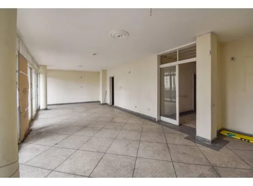Edificio En Venta En Centenario.