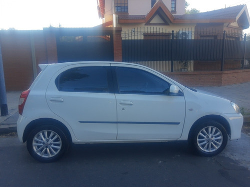 Toyota Etios 1.5 Sedan Xls 2014