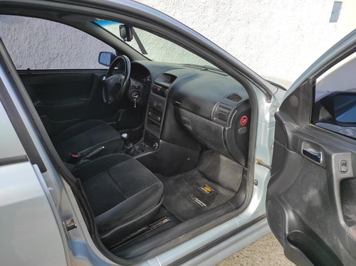 Imagen 4 de 6 de Chevrolet Astra