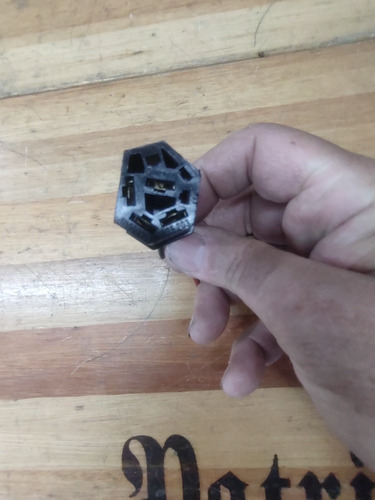 Conector Chicote Plug Ignição Vw Gol Gts Gti Gl 111953631 (Usado)