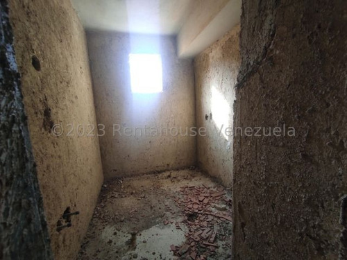 Imagen 20 de 21 de Apartamento En Venta Urb San Isidro, Maracay 23-18980
