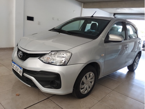 Toyota Etios 1.5 Sedan Xs