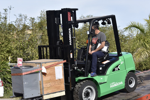 Montacargas Eléctrico Batería Litio 7,000 Lbs Hangcha Triple