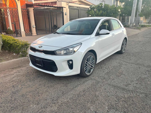 Imagen 1 de 9 de Kia Rio 2018 1.6 Ex Pack Hchback At