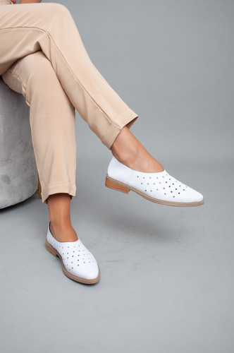 Zapatos Sliders Mujer Cuero Vacuno Picado Seul Bym Shoes