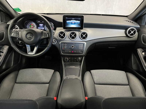 Imagem 6 de 15 de Mercedes-benz Gla 200