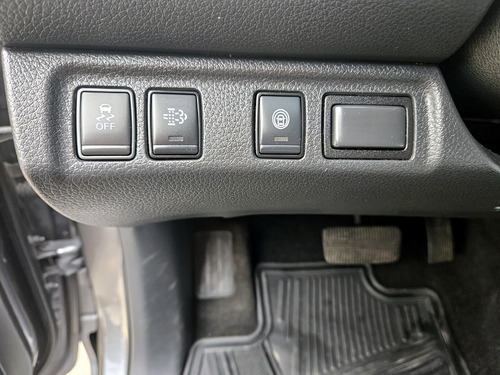 Nissan Navara 2.3d Pro4x Diesel 4x4 Dob.cab. At 4p