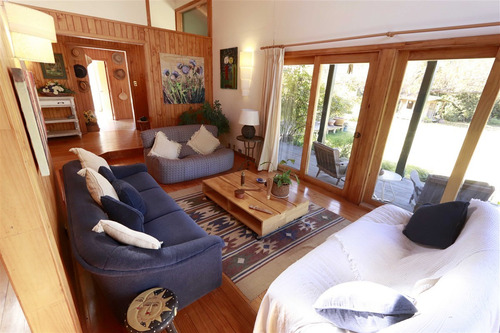 Venta Parcela Y Casa En Laguna Azuleo, Bahia Rangue