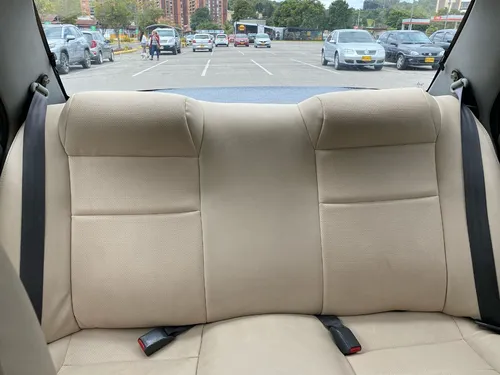 Mitsubishi Lancer 1.3 Gl 4 p