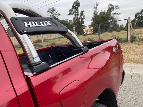 Toyota Hilux 2.8 Cd Srx 177cv 4x4